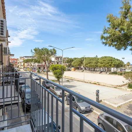 Casa Ludovica إزولا ديلي فيمين